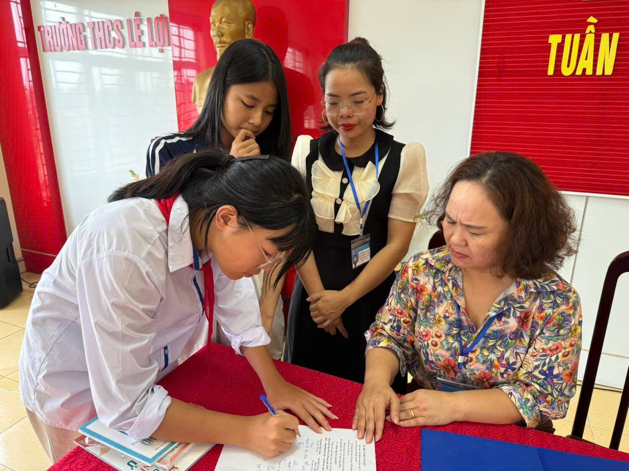 anh tin bai